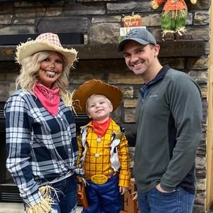 Meet your Posher, Brittney